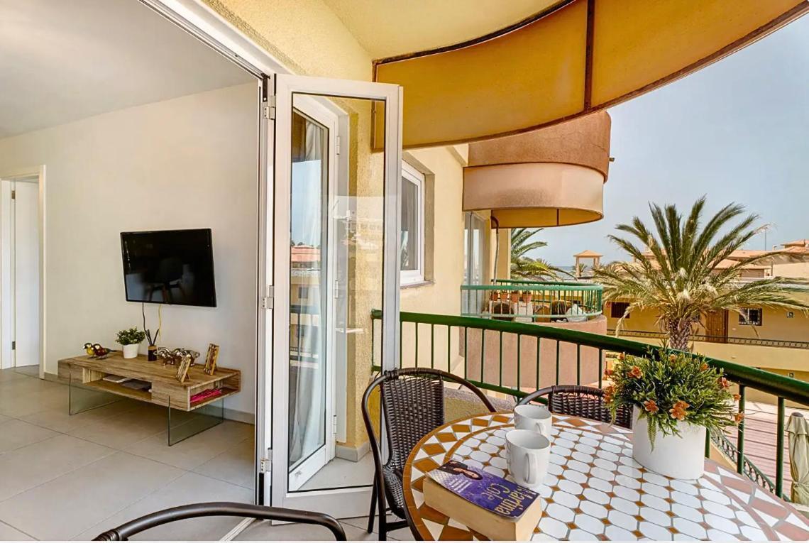Apartamento De Lujo En Torre Del Sol, Playa De Las Americas Arona  Luaran gambar
